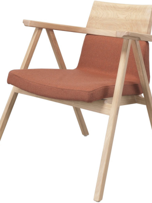 Pensil Lounge Chair