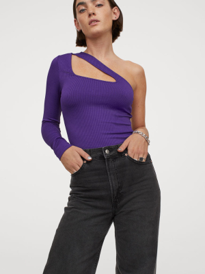 One-shoulder Top