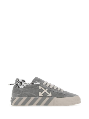 Off-white Vulcanised Arrow Sneakers