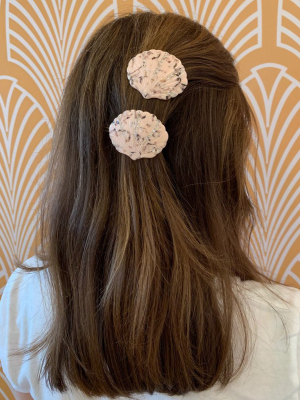 Baby Pink Shelly Crystal Clip