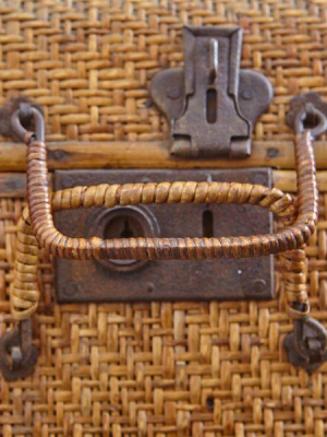 Antique Woven Case