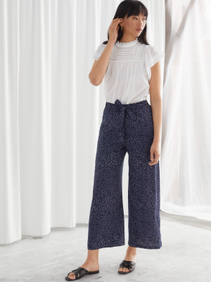 Cropped Relaxed Trousers