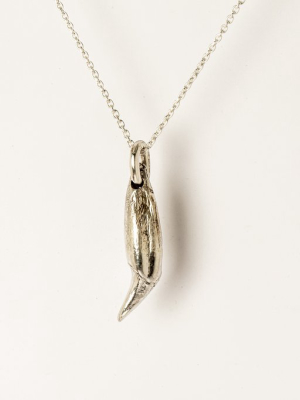 Bear Tooth Necklace Ghost (medium, Pa)