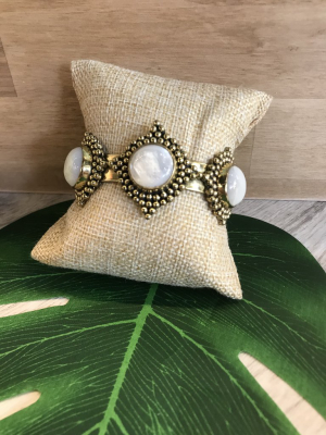 Mare Sole Amore Mother Of Pearl Cuff