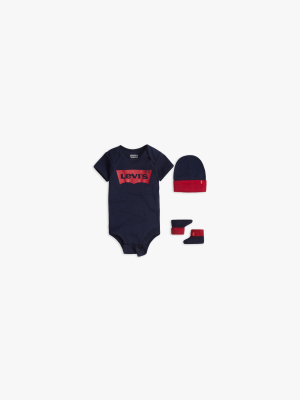 Baby 6-12m Levi's® Classic Logo Onesie Giftset