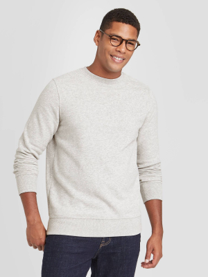 Men's Regular Fit Crew Fleece Pullover Sweatshirt - Goodfellow & Co™ Gray