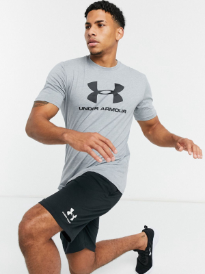 Under Armour Large Central Logo T-shirt In Gray