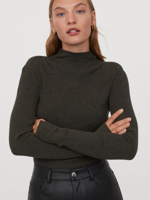 Ribbed Mock-turtleneck Sweater