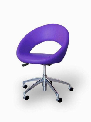 Nina Caster Base Chair By Artifort