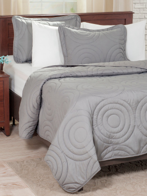 Solid Embossed Quilt Set - Yorkshire Home