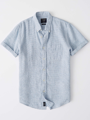 Short-sleeve Button-up Linen Shirt