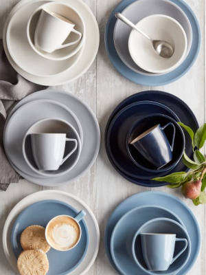 Le Creuset Matte Coupe Dinner Plates