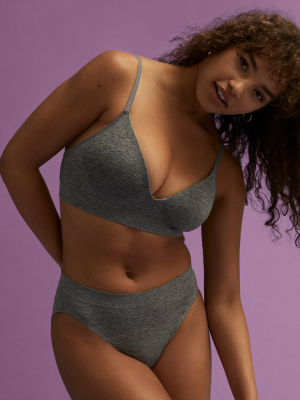 Form Seamless V-neck Wireless Bra