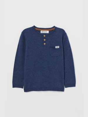 Fine-knit Henley Shirt