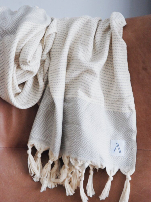 Magis Diamond Turkish Towel / Throw Blanket - Light Gray