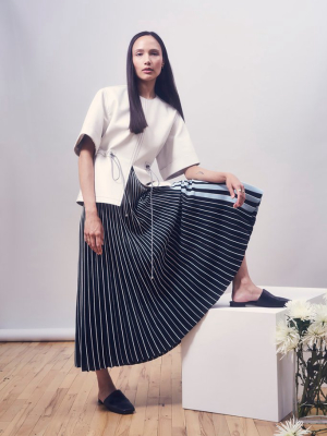 3d Knit Pleated Skirt - Black