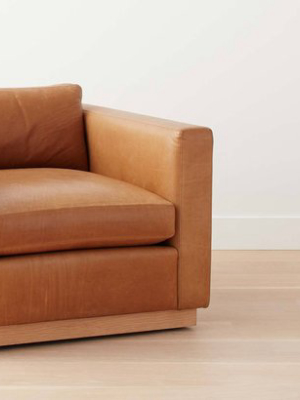 The Homenature Halsey Swivel Chair In Satchel Leather (floor Model)