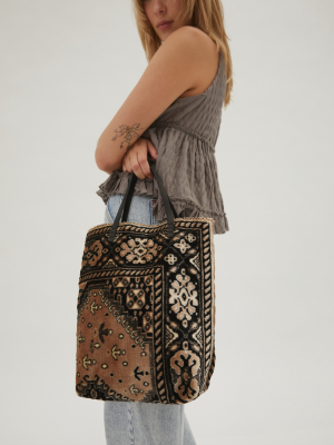 En Shalla Carpet Tote Bag