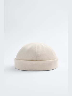 Short Textured Weave Hat