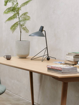 Tripod Hm9 Table Lamp