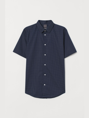 Slim Fit Short-sleeved Shirt