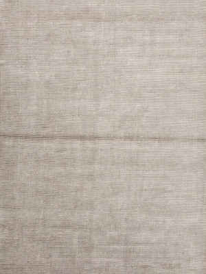 Basis Handmade Solid Light Gray Area Rug