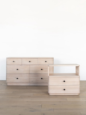 Longhurst Dresser