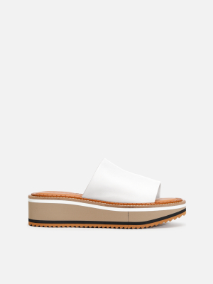 Fast Mules, White