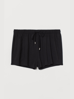 Pull-on Shorts
