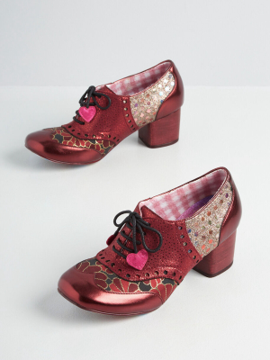 Reading And Romance Oxford Shoe
