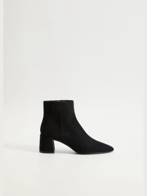 Heel Zipped Boots