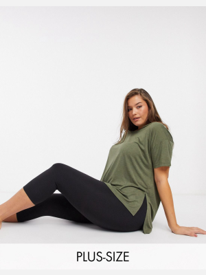 Nike Yoga Plus T-shirt In Olive