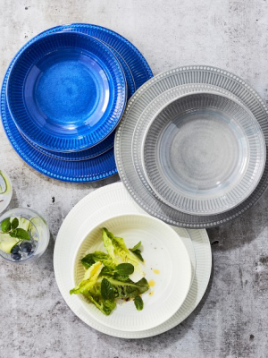 Pleated Outdoor Melamine Dinner Plates