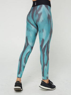 Get It Fast Nautilus Legging