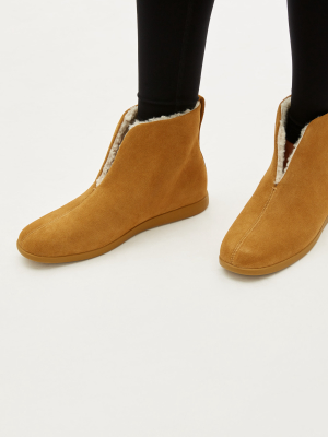 The Renew Slipper Boot