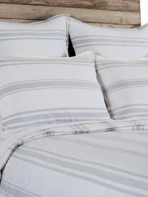 Jackson Bedding In White & Ocean