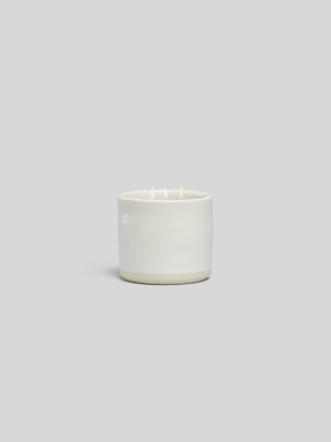 Norden Idyllwild 32 Oz. Three Wick Ceramic Candle