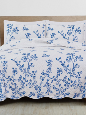 Great Bay Home Raelynn Floral Printed Quilt Set