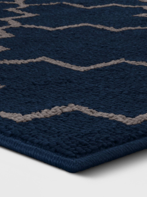 Indoor/outdoor Quatrefoil Design Tufted Rug - Threshold™