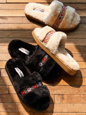 Minnetonka London Slippers