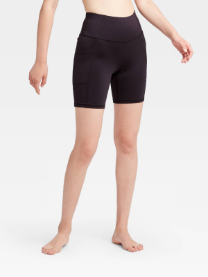 Women's Sculpted High-rise Bike Shorts 7" - All In Motion™