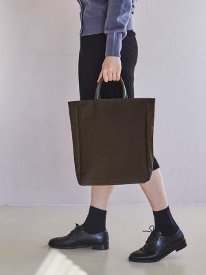 Essential Tote In Brown