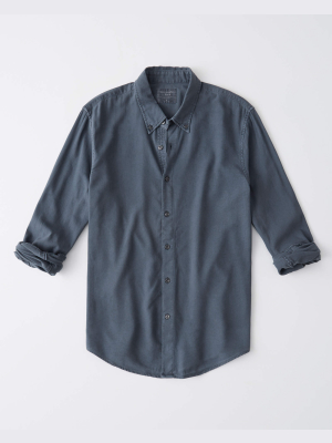 Long-sleeve Button-up Shirt