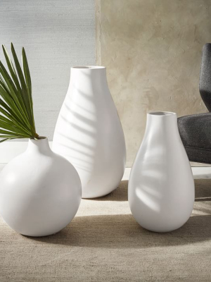 Pure White Ceramic Vases