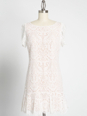 On Cloud Divine Lace Dress