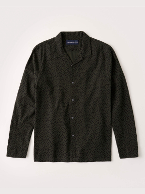 Long-sleeve Camp Collar Button-up Shirt