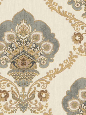 Ornate Fanned Damask Wallpaper In Silver And Gold From The Caspia Collection By Wallquest