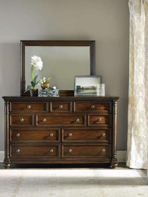 Leesburg Dresser