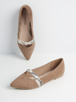 Knotty But Nice Pointed Toe Flat