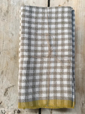 Set Of 4 Gingham Napkins In Natural & Yellow